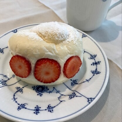 同じロールパンがあったので、作ってみました。美味しかったです♪ありがとうございました！